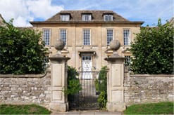 Does Living in a Gated Community Lower Your Home Insurance? Does Living in a Gated Community Lower Your Home Insurance?
